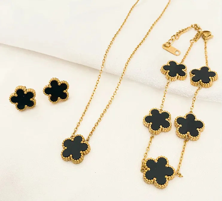 Five-leaf Flower Pendant Necklace Earring Bracelet Suit